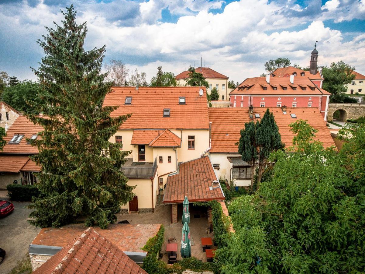 Antonio Residence Škvorec Exterior foto